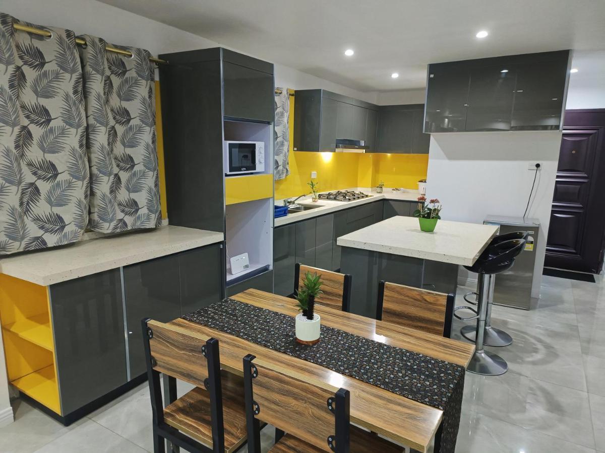 Pacific Apartment Сува Екстериор снимка